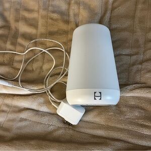 Hatch baby/child sound machine and night light